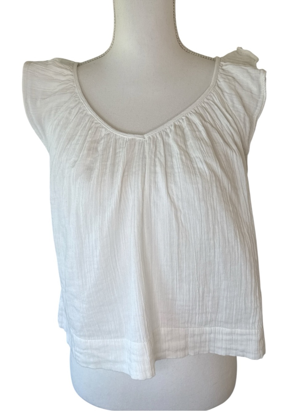 On 34th White Cotton Tank Top with Ruffled Cap Shoulders XS